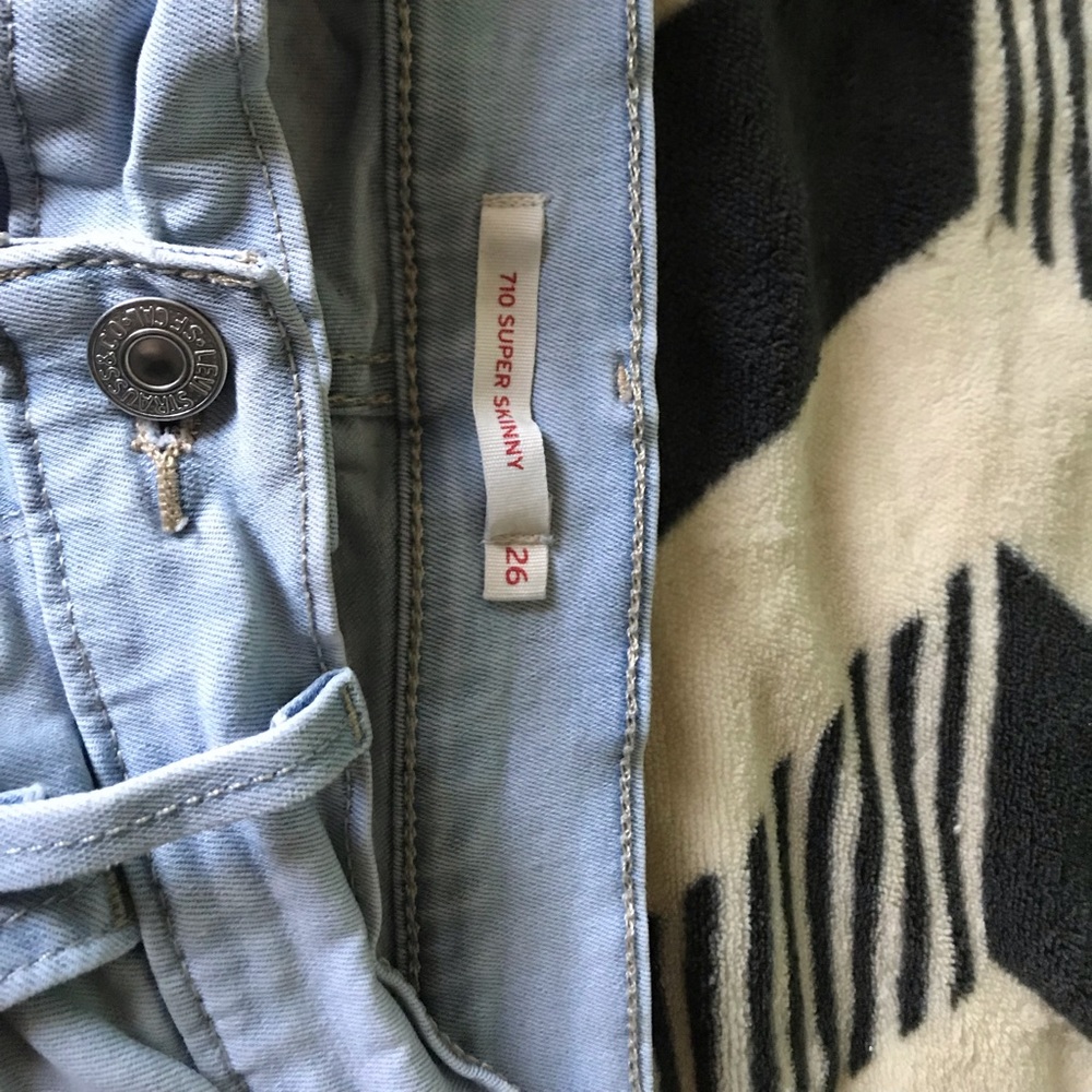 jeans - Picture 2 of 3